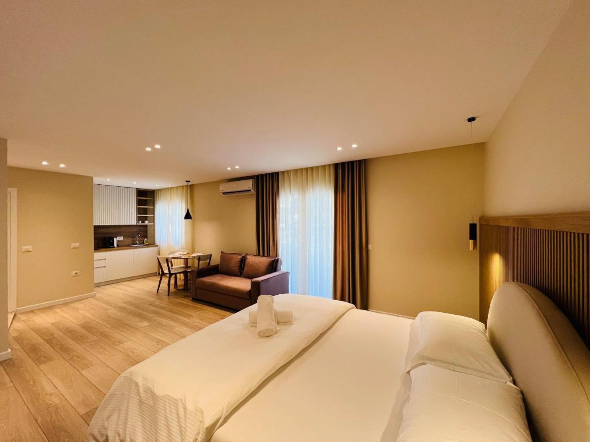 Tirana Center Hideaway Apartment Exterior photo